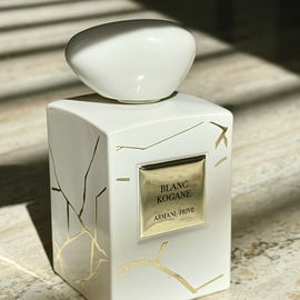 Armani Prive Blanc Koga...