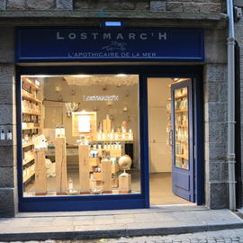 Parfümerie "LOSTMARCH"...