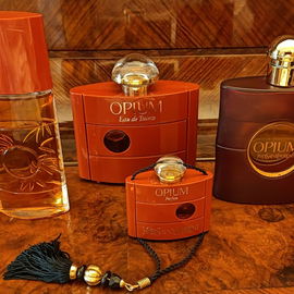 Opium collection