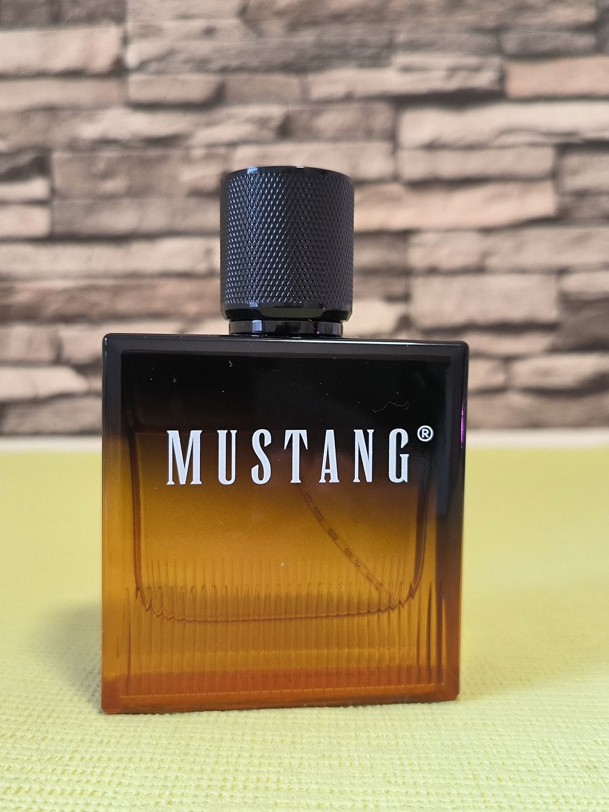 Mustang Amber Signature