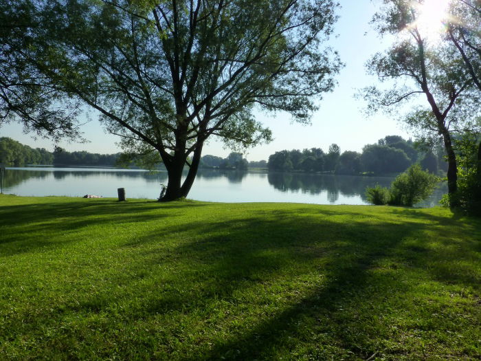 Pack die Badehose ein ... Feldmochinger See