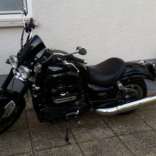 Triumph Rocket III Road...