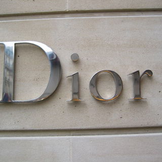 Stammhaus DIOR Paris, 3...