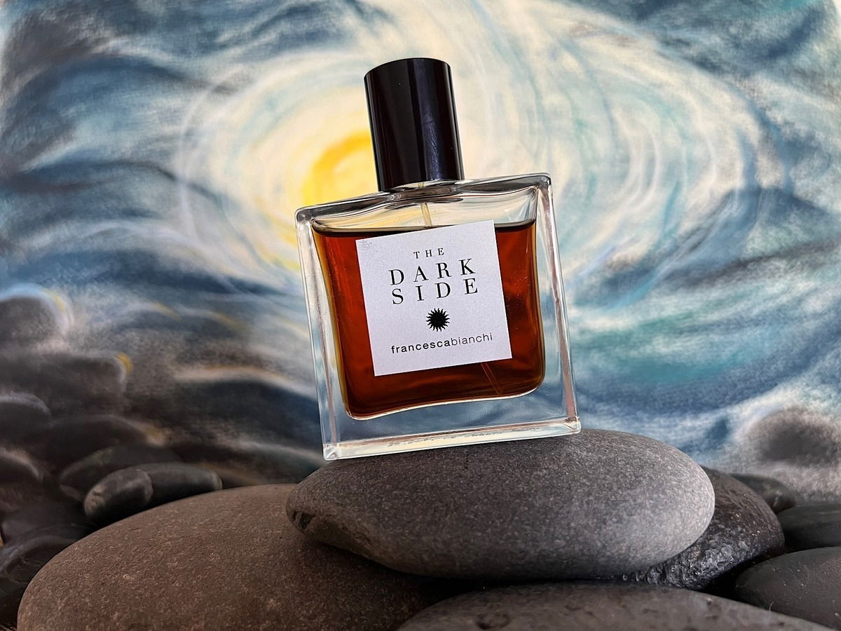 The Dark Side / Francesca Bianci / 02.12.2023 / Für meine Freundin. Sie ist durch das tiefste Dunkel hindurchgegangen.