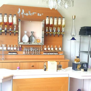 Die Micallef Bar ganz e...