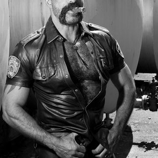 Masterparfumeur Ernesto...