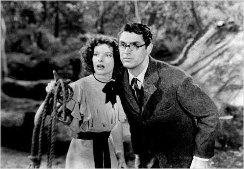 "Leoparden küsst man nicht". Screwball-Komödie mit Cary Grant und Katharine Hepburn.