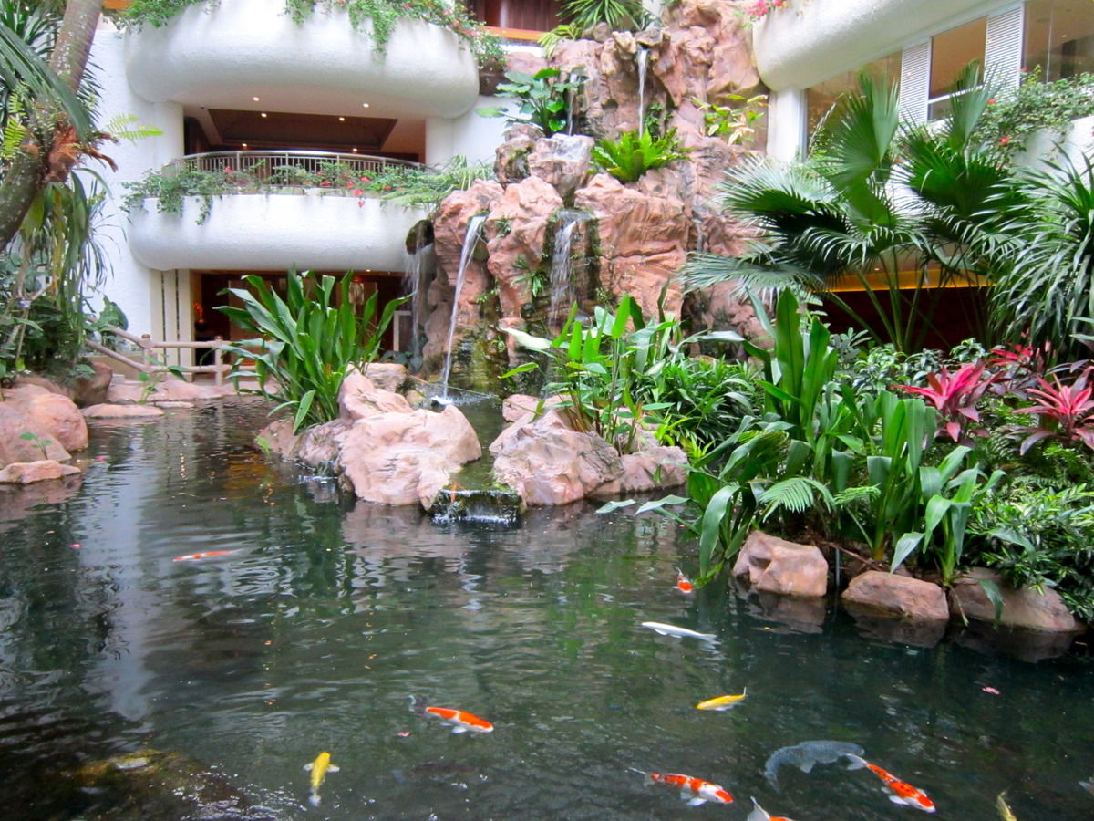 Garten des Hotels Shangri-La in Singapore.