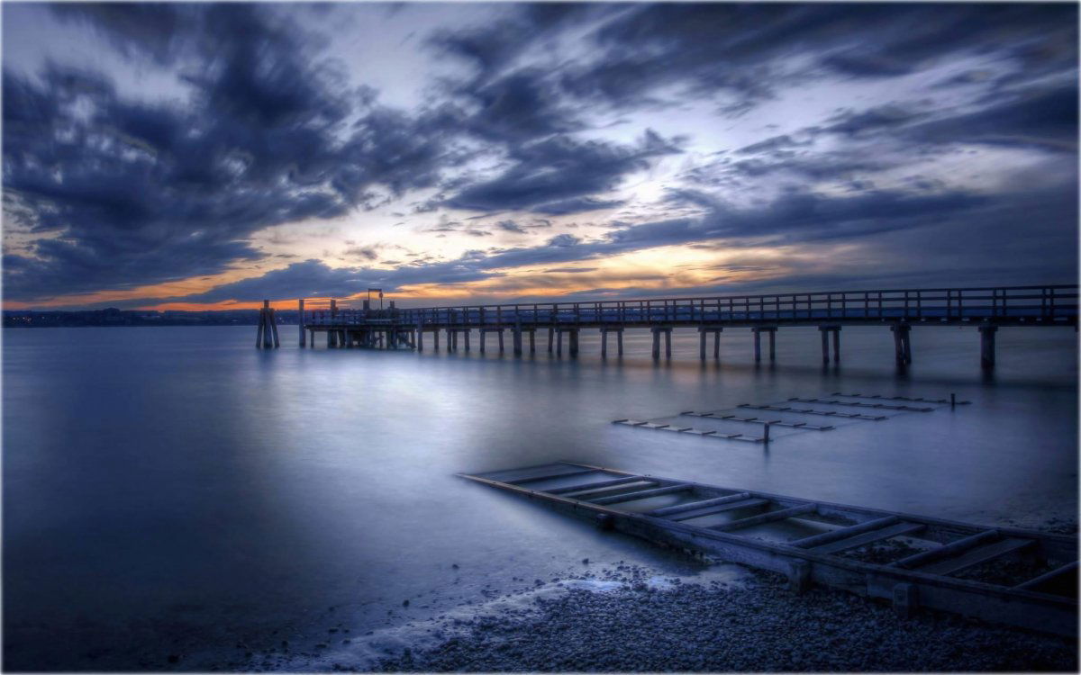 "Enjoy the silence" ... blaue Stunde am Ammersee