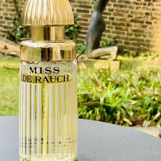 Miss de Rauch: ein Duft...