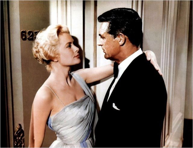 "Über den Dächern von Nizza". Grace Kelly schickt sich gerade an, Cary Grant zu küssen.