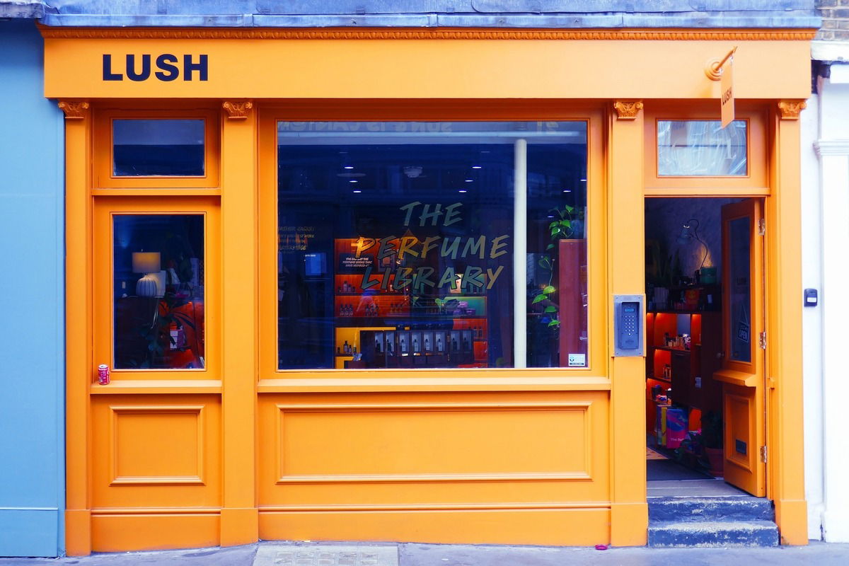 11.24, Lush - The Perfume Gallery, London