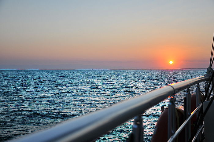 Sonnenuntergang vom Boot aus