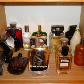 Parfum-Wimmelbild-Teil-...