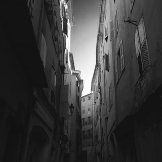 Auf den Spuren von Gren...