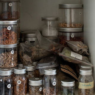 Räuchern, Schrank 1: W...