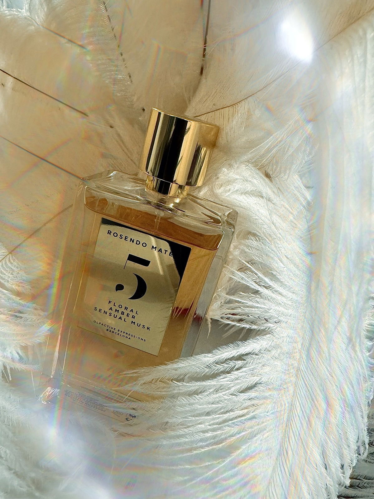 Rosendo Mateu - 5 - Floral • Amber • Sensual Musk