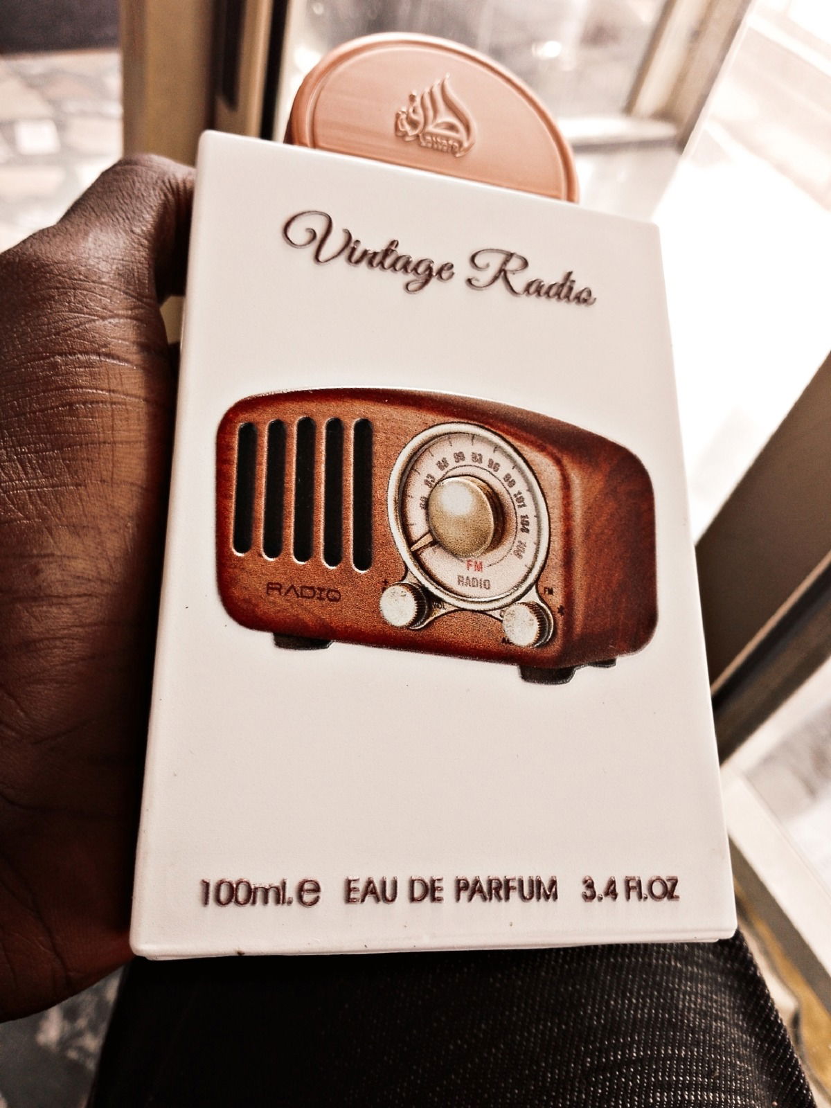 Lattafa Vintage Radio