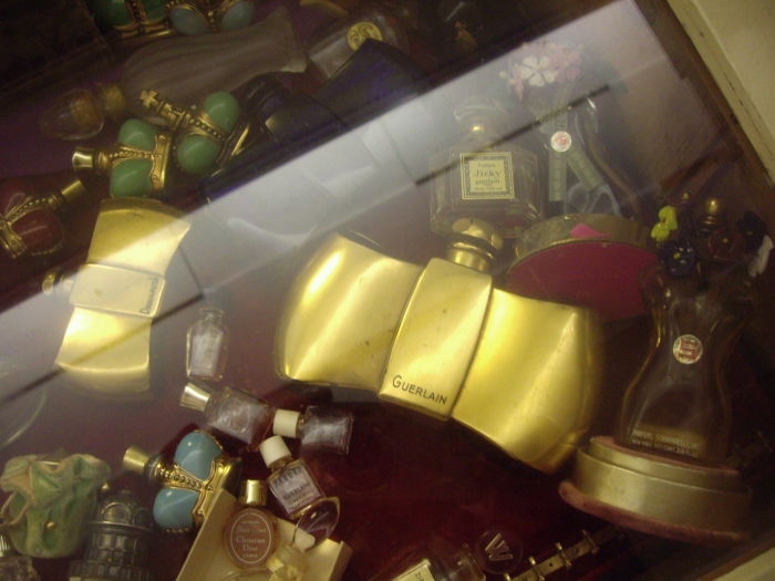 Den schen Flakon hab ich nun;)