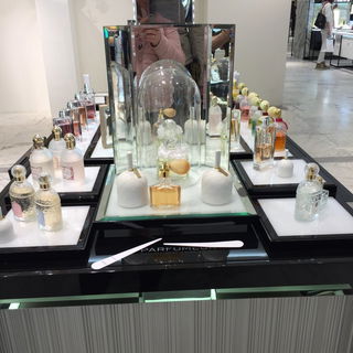 Guerlain Bijenkorf Amst...