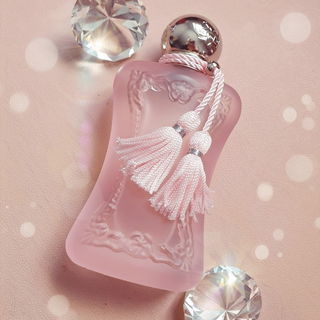 Delina la Roseè