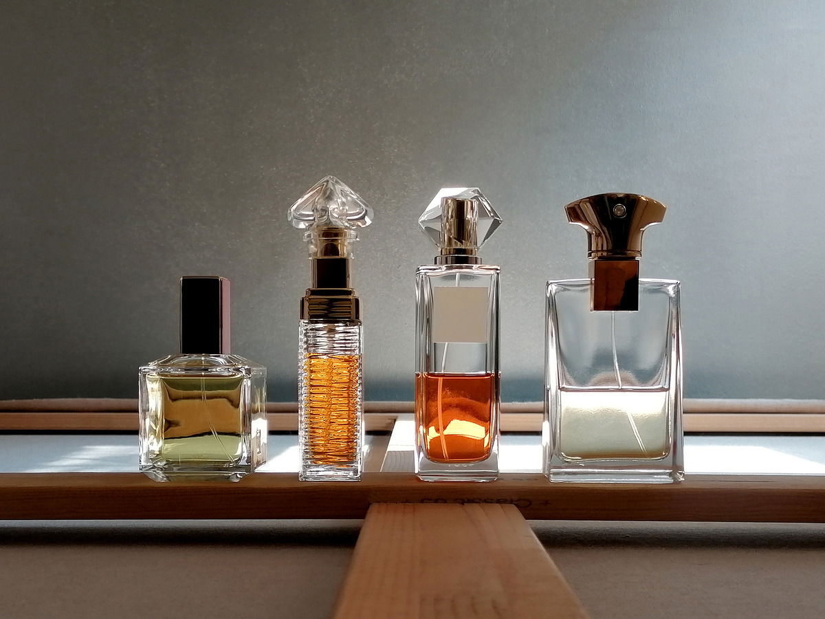 All sorts of things in this world behave like mirrors. Jacques Lacan (April 22nd 2023)