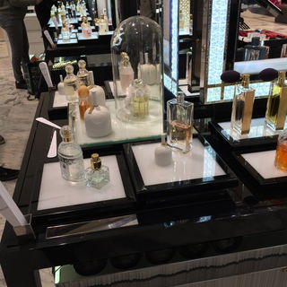 Guerlain Bijenkorf Amst...