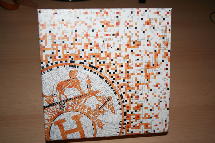 ...wobei die Schachtel auch nicht zu verachten ist. :-)