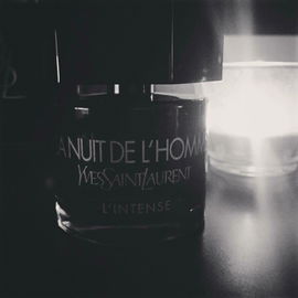 Yves Saint Laurent-La N...