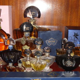 Alte (VINTAGE) Shalimar...