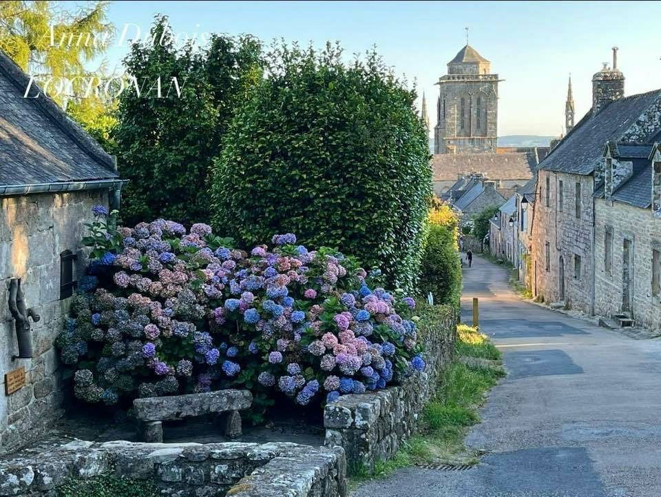 Locronan