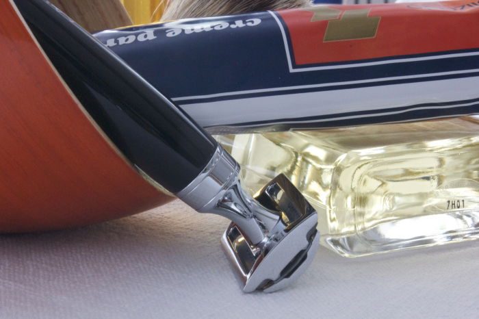 Mühle Stylo Rasierhobel, Creme para barbear lanolizado, Givenchy Gentleman