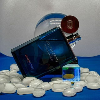 Singulier Eau de Parfum...