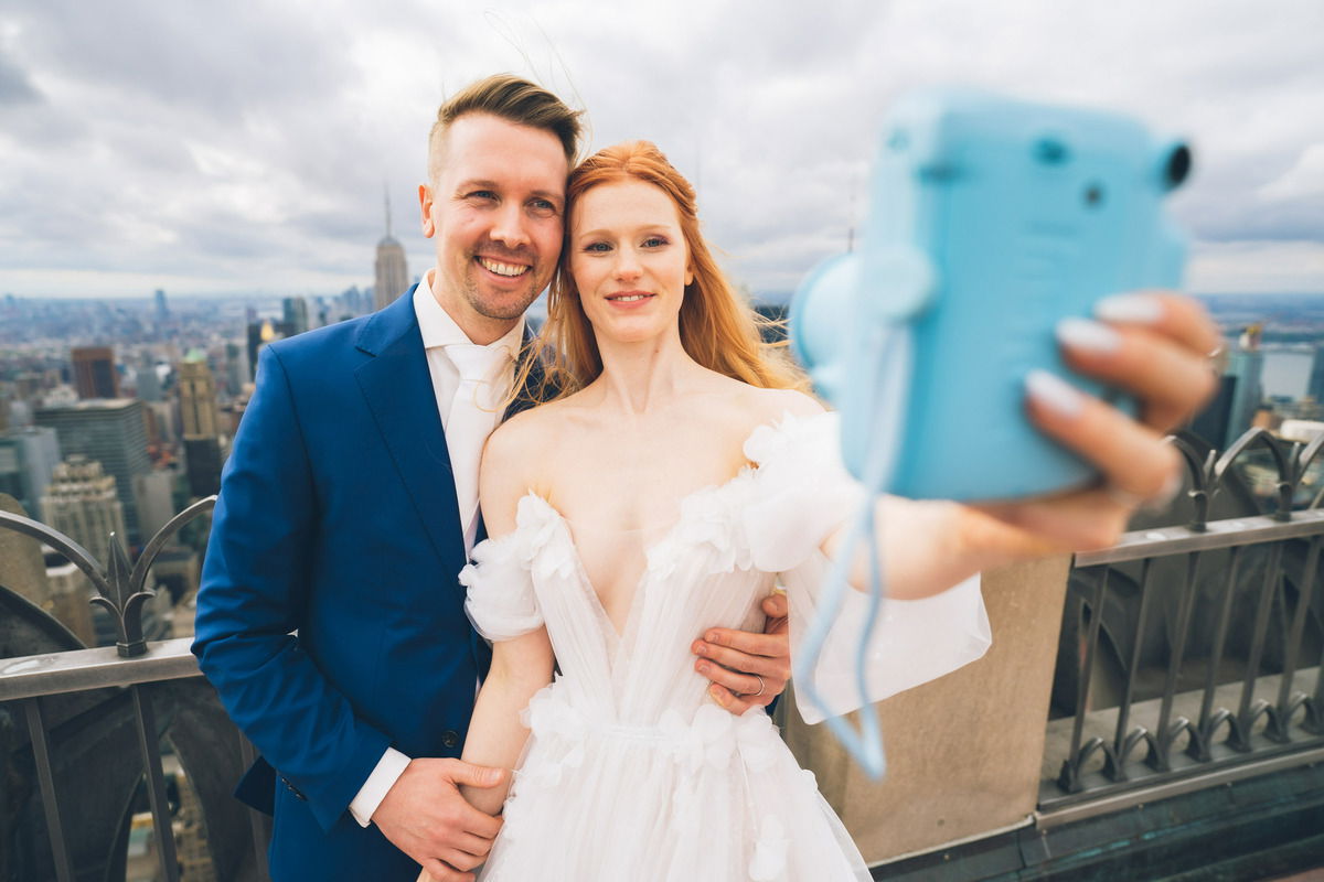 “And I’d choose you: In a hundred lifetimes, in a hundred worlds, in any version of reality, I’d find you and I’d choose you”. — NYC, 17.10.2022