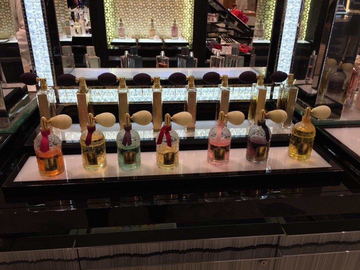 Guerlain Bijenkorf Amsterdam