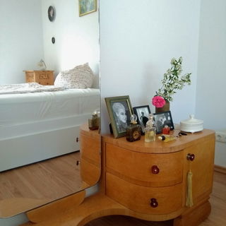 Hier wohnt eine Hälfte...