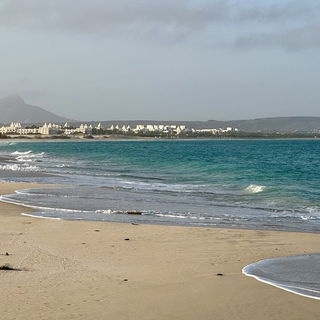 Meilenweite Strände au...