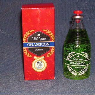 Old Spice Champion von Shulton