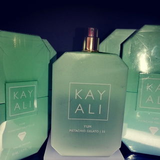 Yum Pistachio Gelato | 33 (Eau de Parfum) - Kayali