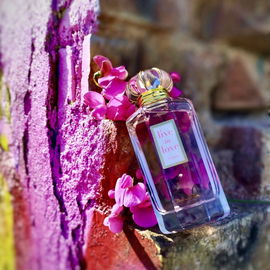 Live in Love Paris - Oscar de la Renta
