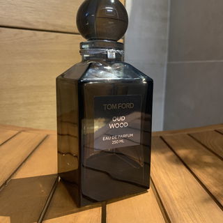 Oud Wood (Eau de Parfum) by Tom Ford