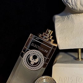One of the most important thinkers and a perfume inspired by the search for meaning ✨