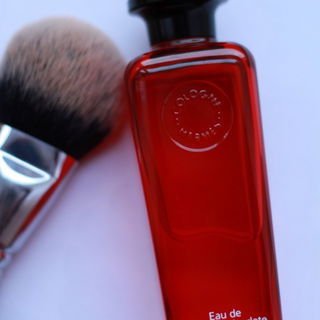 Eau de Rhubarbe Écarlate by Hermès