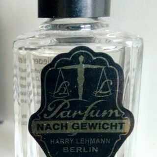 Flieder von Harry Lehmann