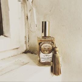 Vetiver Royal Bourbon (2014) - Oriza L. Legrand