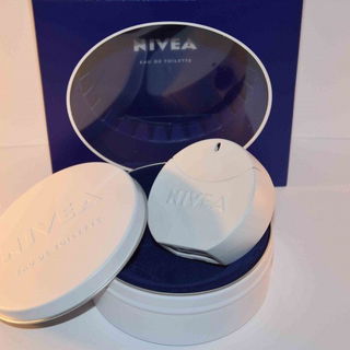 Nivea (2015) by NIVEA