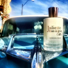 Moscow Mule - Juliette Has A Gun
