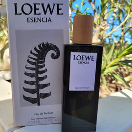 Esencia (Eau de Parfum) - Loewe