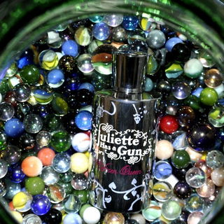 Citizen Queen von Juliette Has A Gun