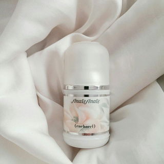 Anaïs Anaïs von Cacharel